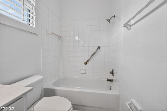 Building Photo - 14214 Manchester Dr
