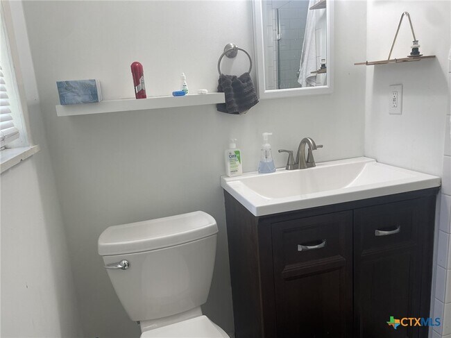 Building Photo - 2701 W Scott Blvd