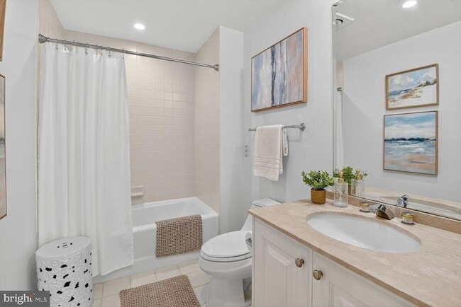 Building Photo - 5630 Wisconsin Ave