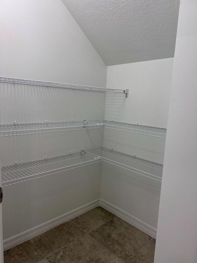 Building Photo - 6125 Planta LN
