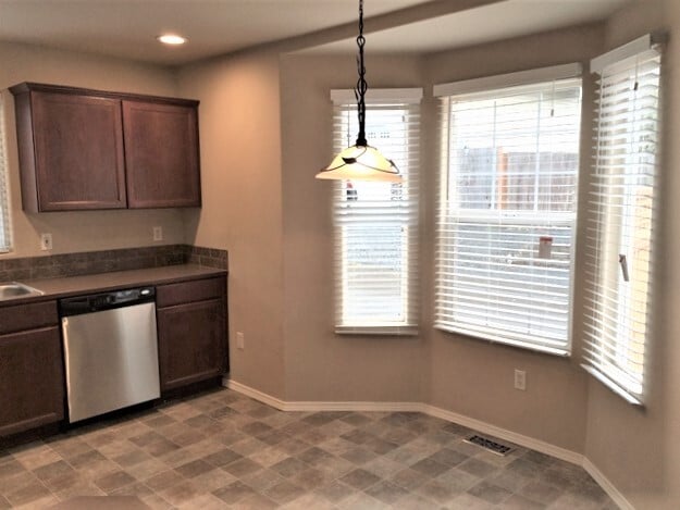 Building Photo - 7802 67th Ave NE