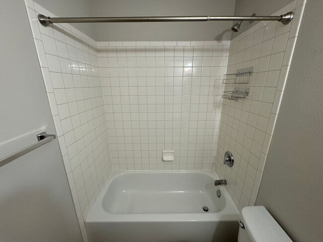 Building Photo - 2875 S Donovan Dr