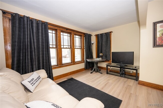 Building Photo - 98 E Delavan Ave