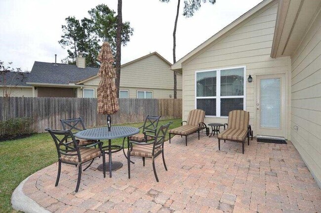 Building Photo - 17255 Mitchell Pass Ln