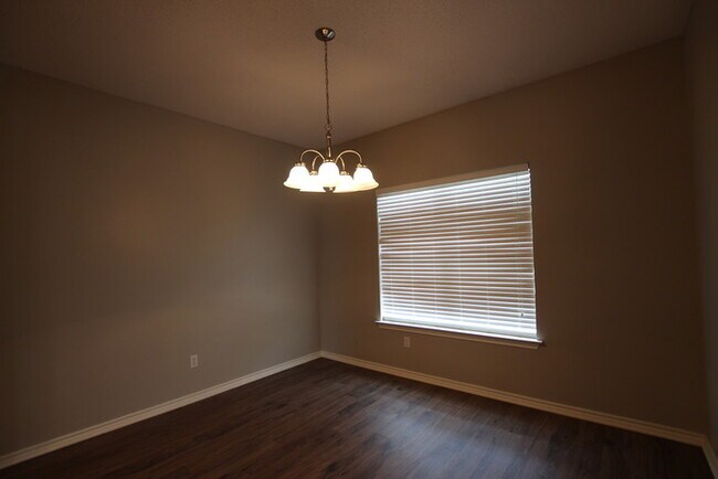 Building Photo - Available Now! 3 Bed 2 Bath Rental in Bullard ISD!