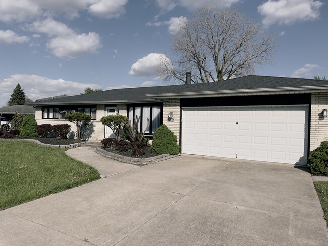 Primary Photo - 12305 Derby Ln