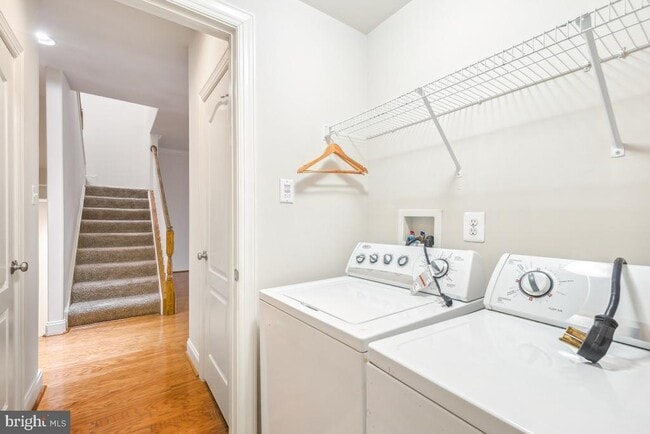 Building Photo - 5106 Shamrocks Delight Dr