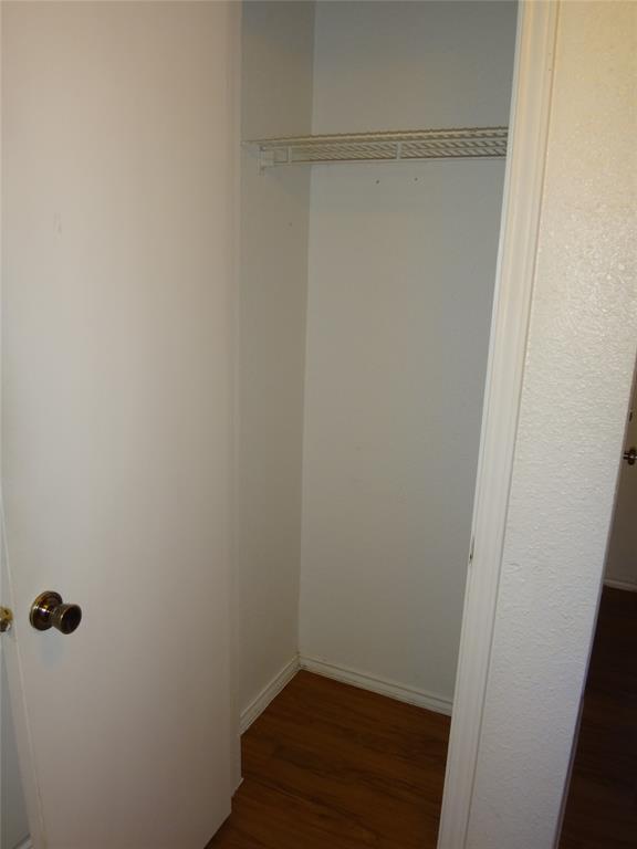 Building Photo - 4001 Alexandria Dr