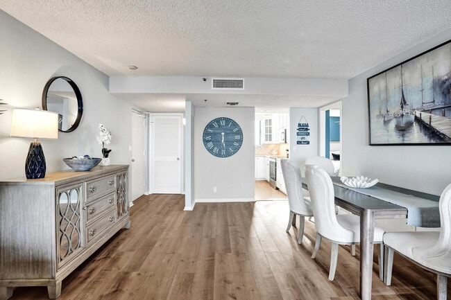 Building Photo - 300 Ocean Trail Way