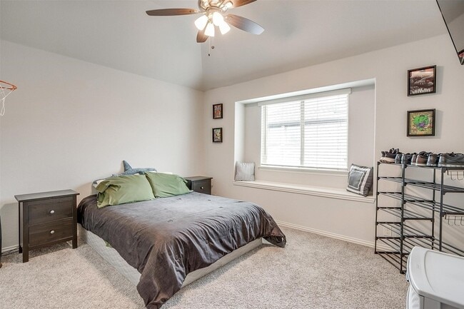 Building Photo - 458 Mesquite Grove Rd