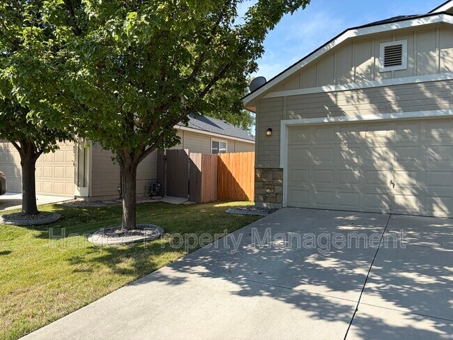 Building Photo - 677 N Kayden Way