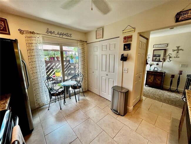Building Photo - 2906 Silver Bell Ct