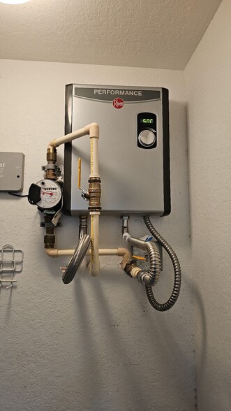 New Tankless Water Heater - 9035 Colby Dr