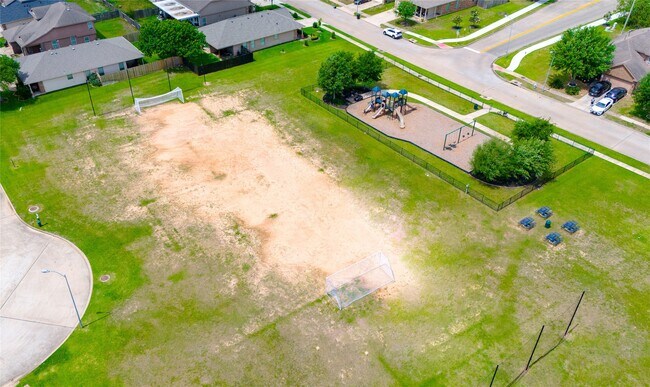 Building Photo - 5431 Tindarey Bluff Trail