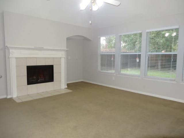 Building Photo - 618 Rivercove Dr