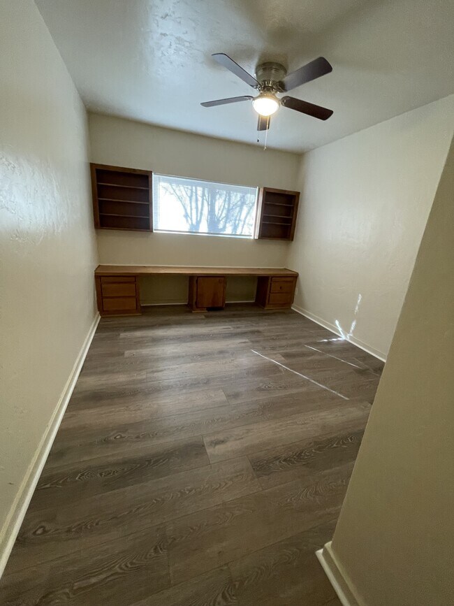 Building Photo - 1316 H St