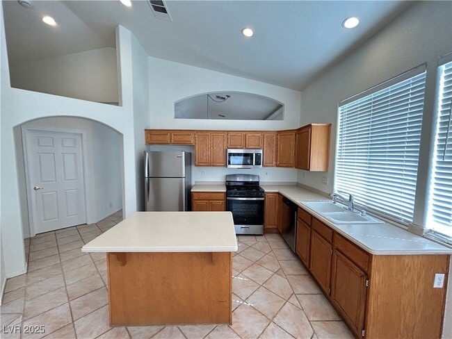 Building Photo - 9757 Derbyhill Cir
