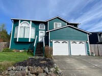 Building Photo - OPEN HOUSE SATURDAY 5/3/25 FROM 1:00-3:00 ...