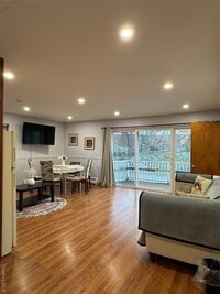 Building Photo - 287 NY-32