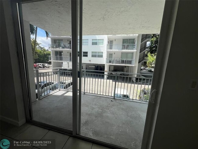 Building Photo - 777 NE 62nd St