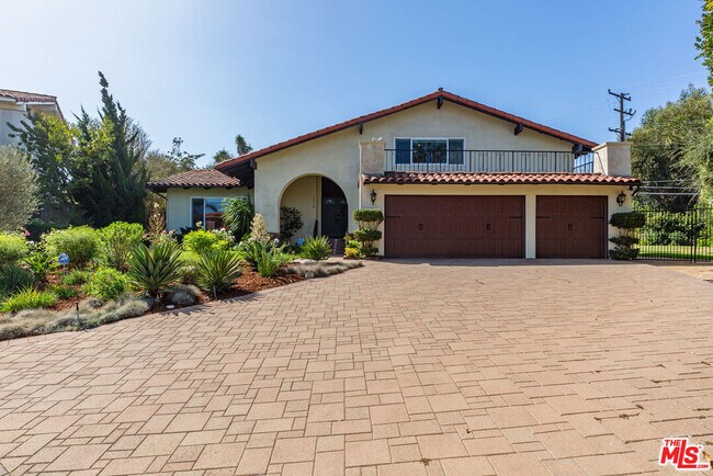 Primary Photo - 6032 Sandbrook Dr
