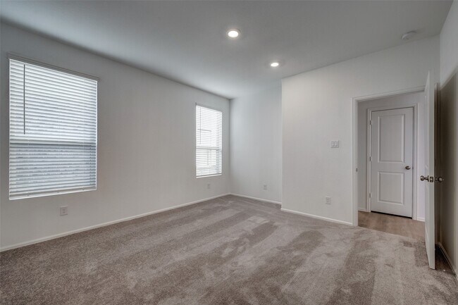 Building Photo - 25414 Katy Gate Ln