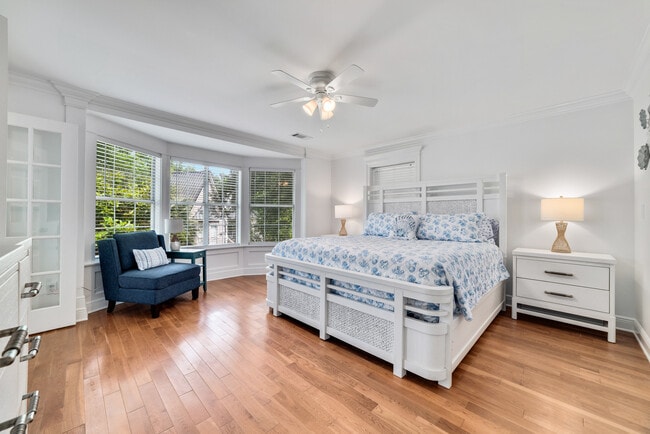 Building Photo - 2009 Wedgewood Cir