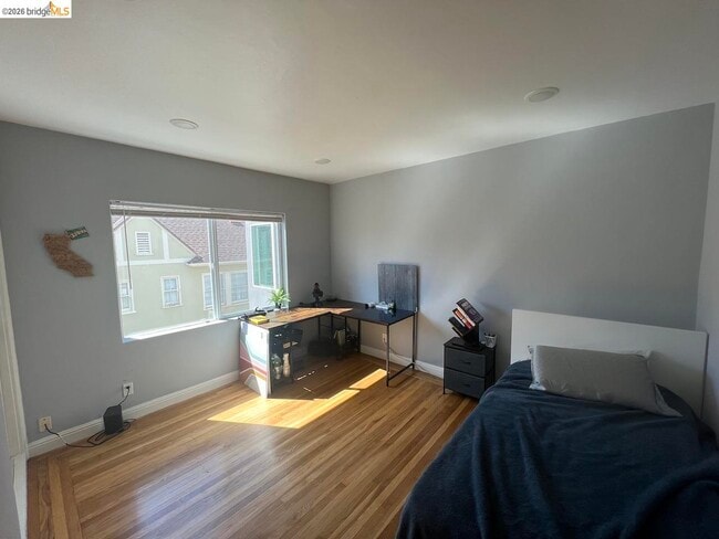 Building Photo - 2554 Virginia St