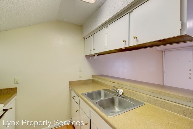 Building Photo - 3800 Allegro Lugar St