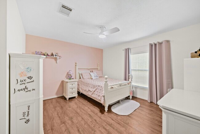 Building Photo - 22406 Kendall Shay Ct