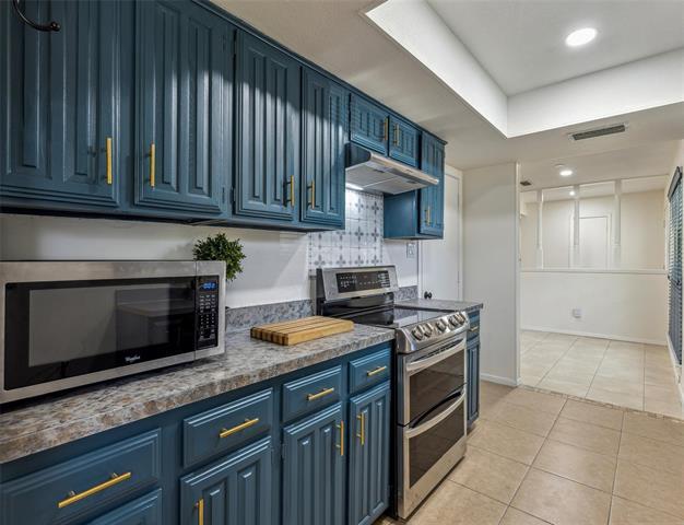 Building Photo - 1138 Southwood Ct
