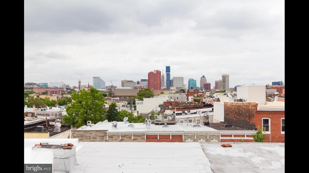 Building Photo - 9 E Fort Ave