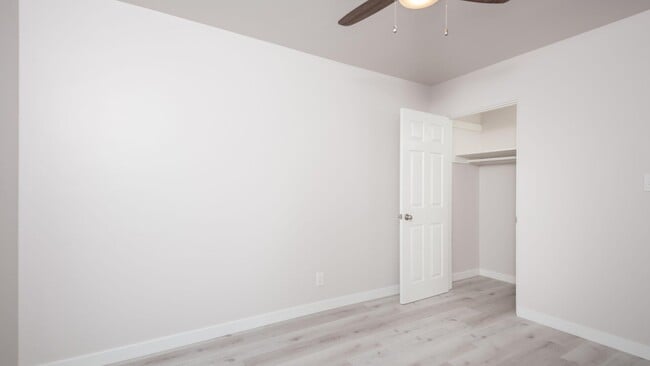 Building Photo - 1 Bedroom Duplex in National City