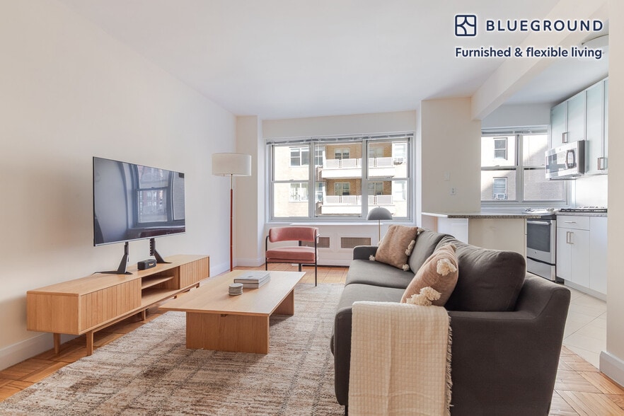 Building Photo - 30 Park Ave