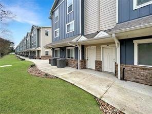Building Photo - 21155 Gosling Rd