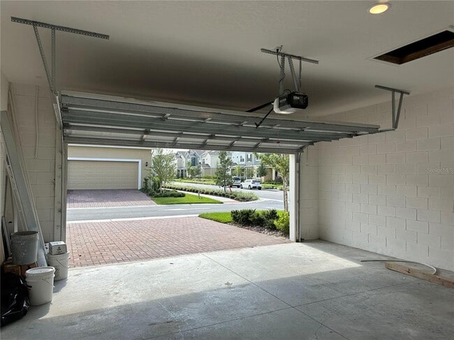 Building Photo - 7399 Mezzano Ln