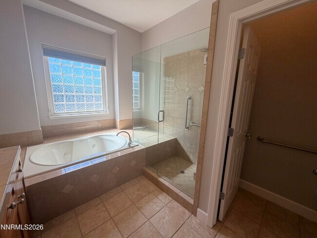 Building Photo - 4450 Desert Vista Ct