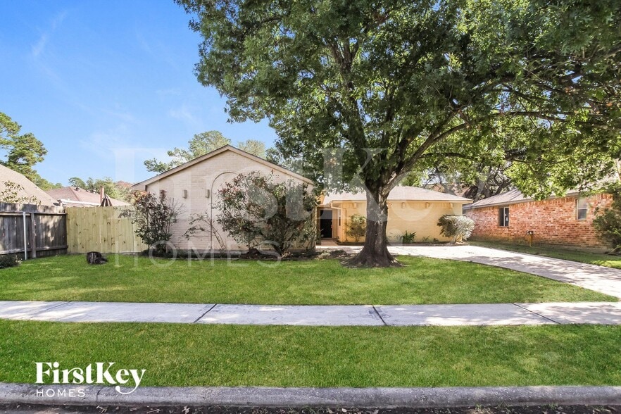 Building Photo - 21226 Waymare Ln