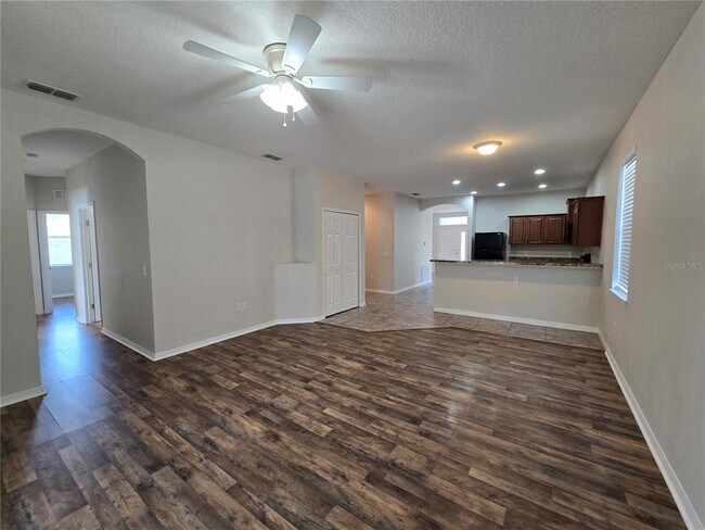 Building Photo - 856 Krenson Woods Ln