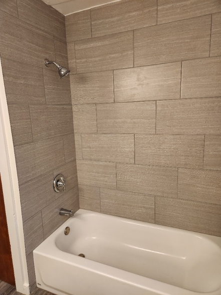 Building Photo - 4707 Kent Rd