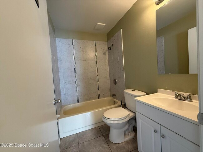 Building Photo - 3506 Egret Dr