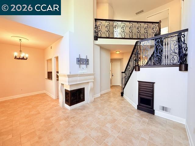 Building Photo - 6220 Lakeview Cir