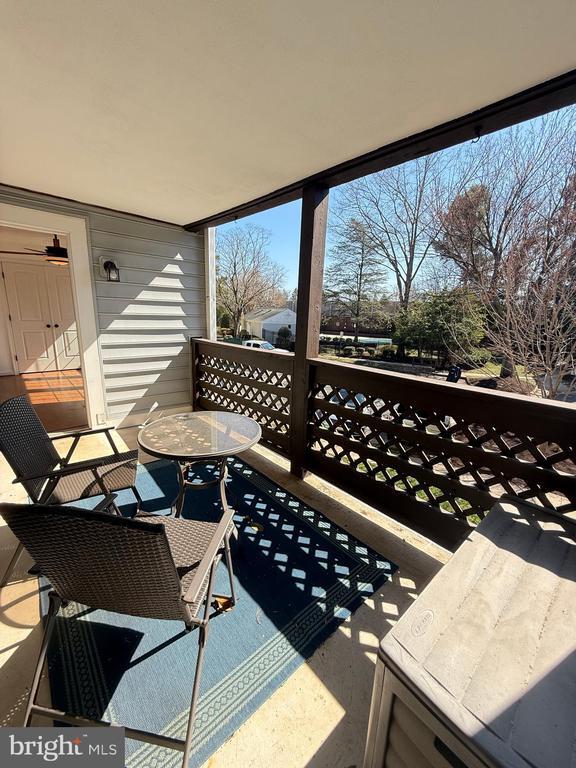 Building Photo - 10002 Oakton Terrace Rd