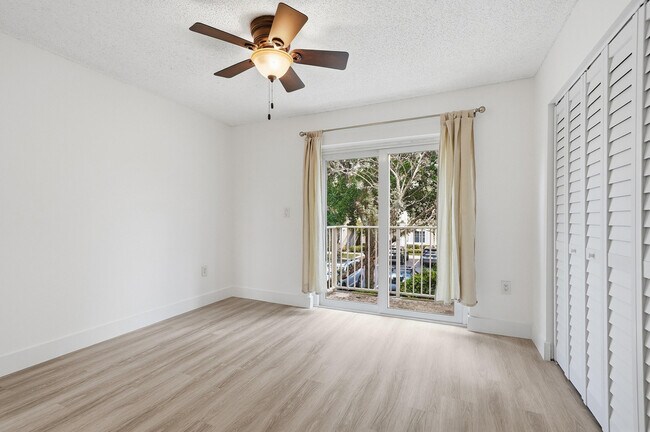 Building Photo - 3832 NW 90th Ave
