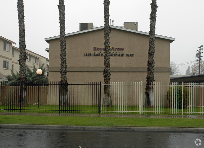 Royal Palm Apartments - Royal Arms Apartments