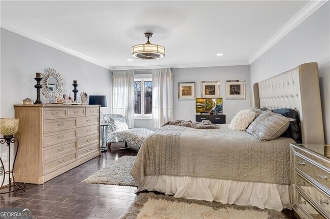 Building Photo - 54 Basswood Cir NE