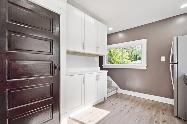 Building Photo - 1750 Brodhead Rd