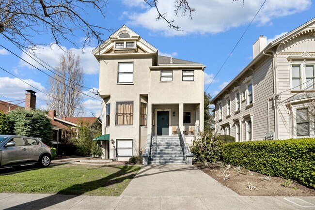 Building Photo - 1529 Union St