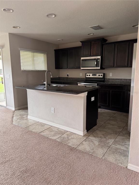 Building Photo - 5051 Cactus Needle Ln