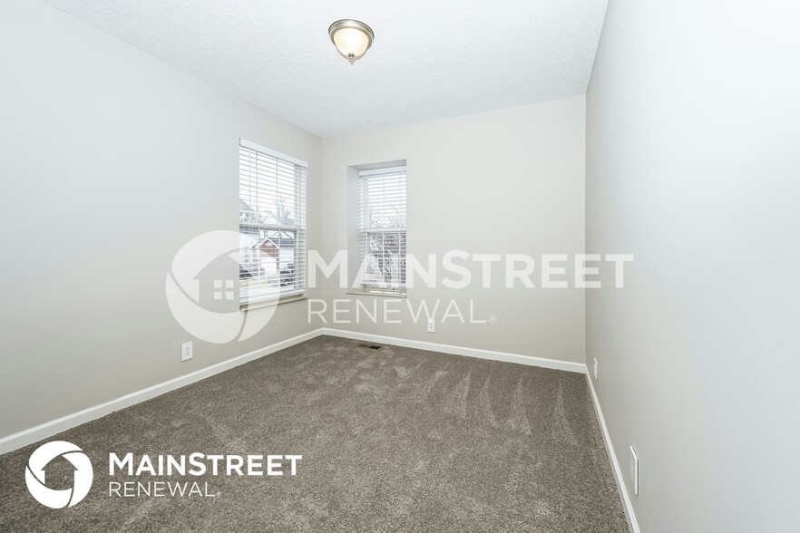 Building Photo - 3028 Glenboro Dr